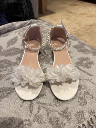 White bridesmaid flower girl - white,