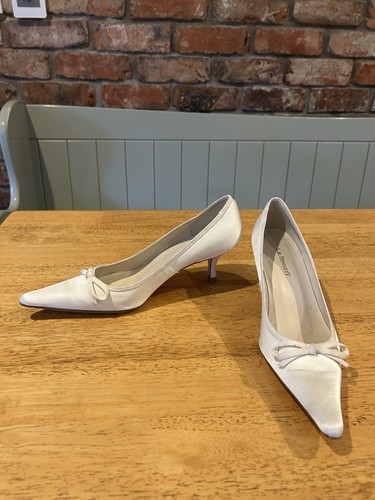 Bennett ivory satin leather - lk,